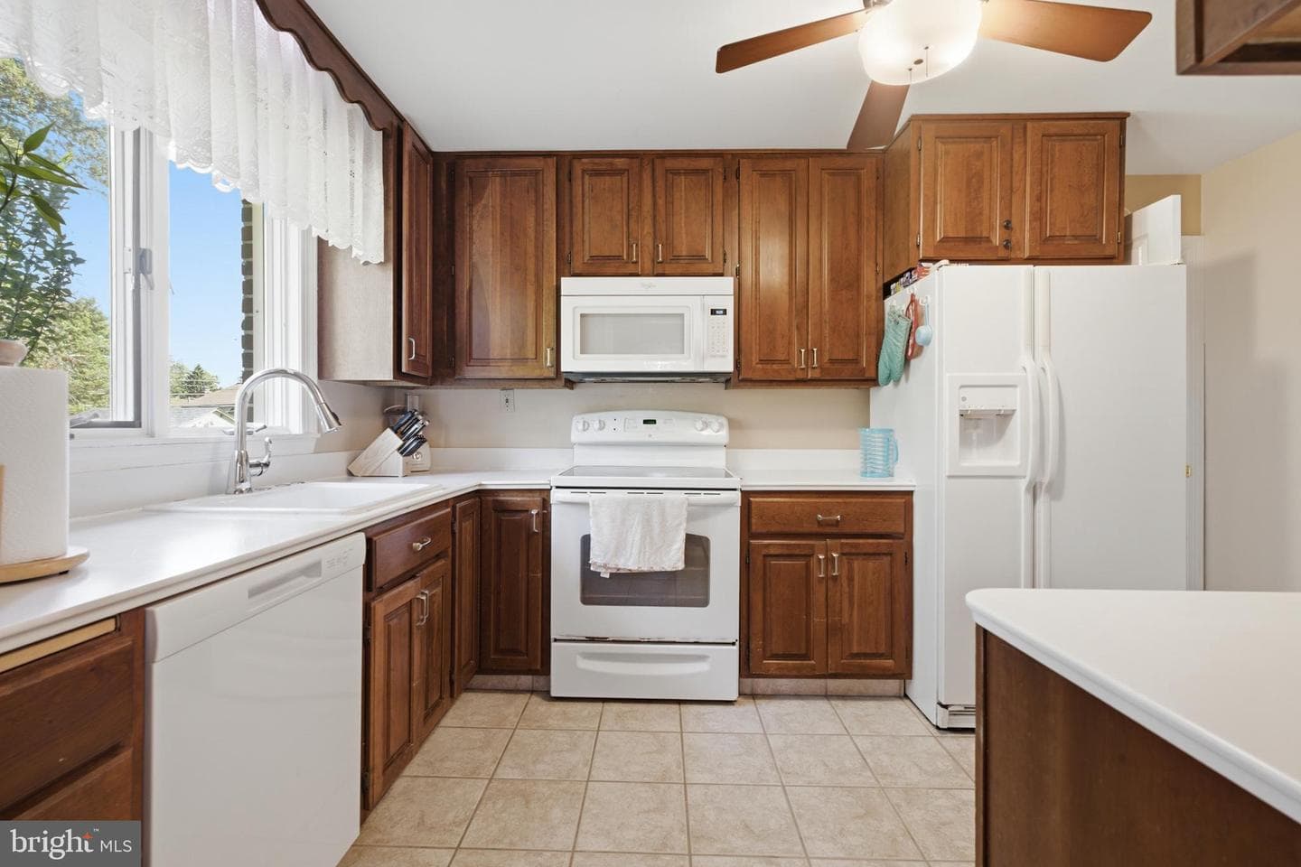 113 Lombardy Drive photo 10