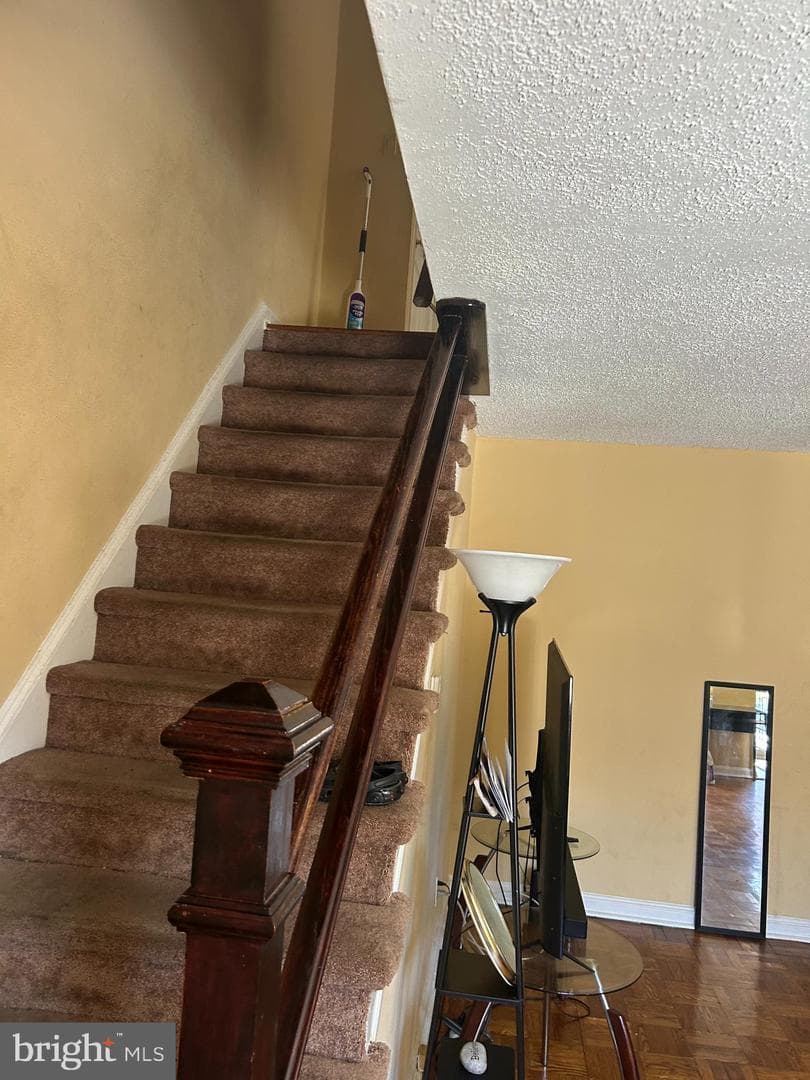 6845 Clover Lane photo 3