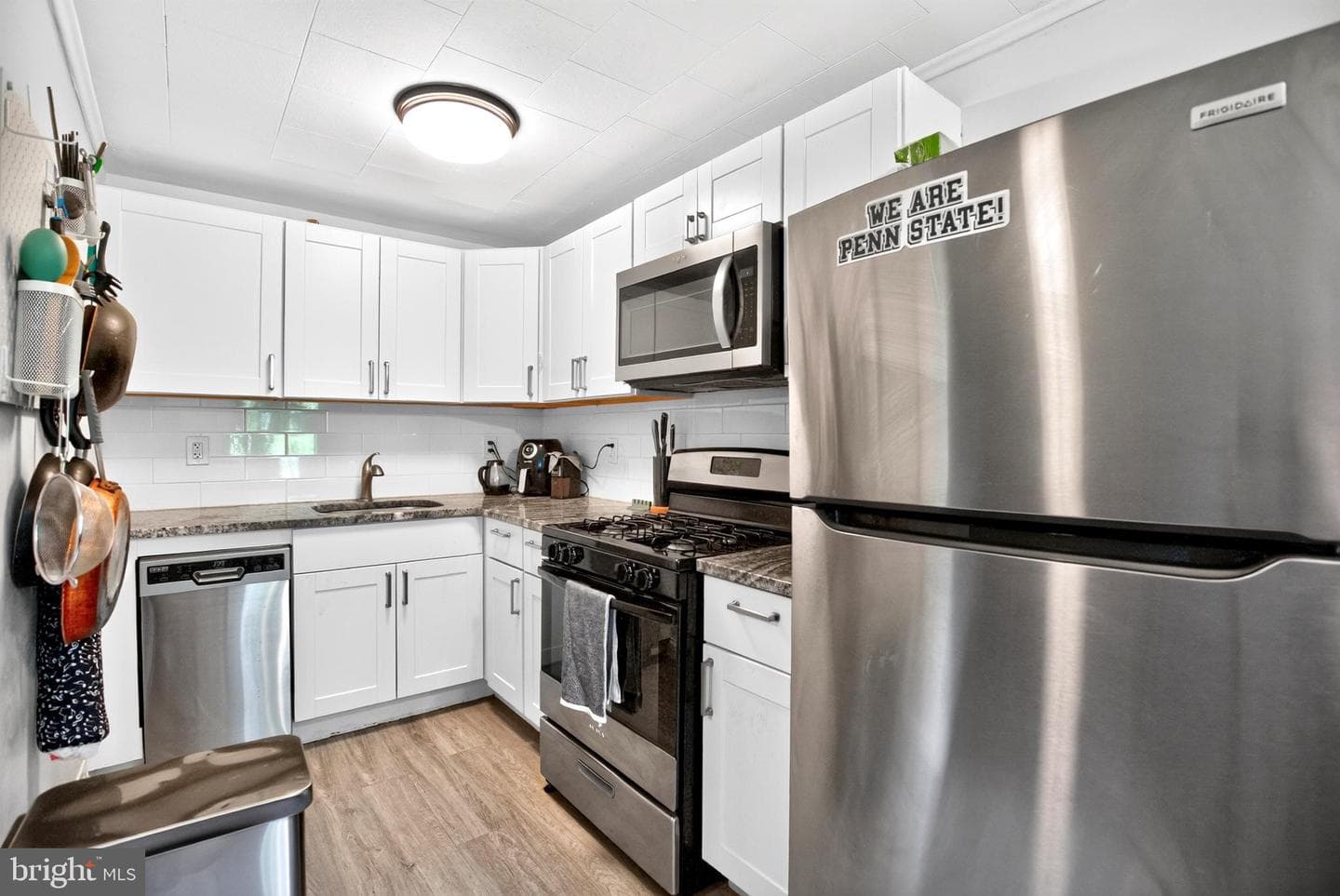 309 W 21st Street photo 8