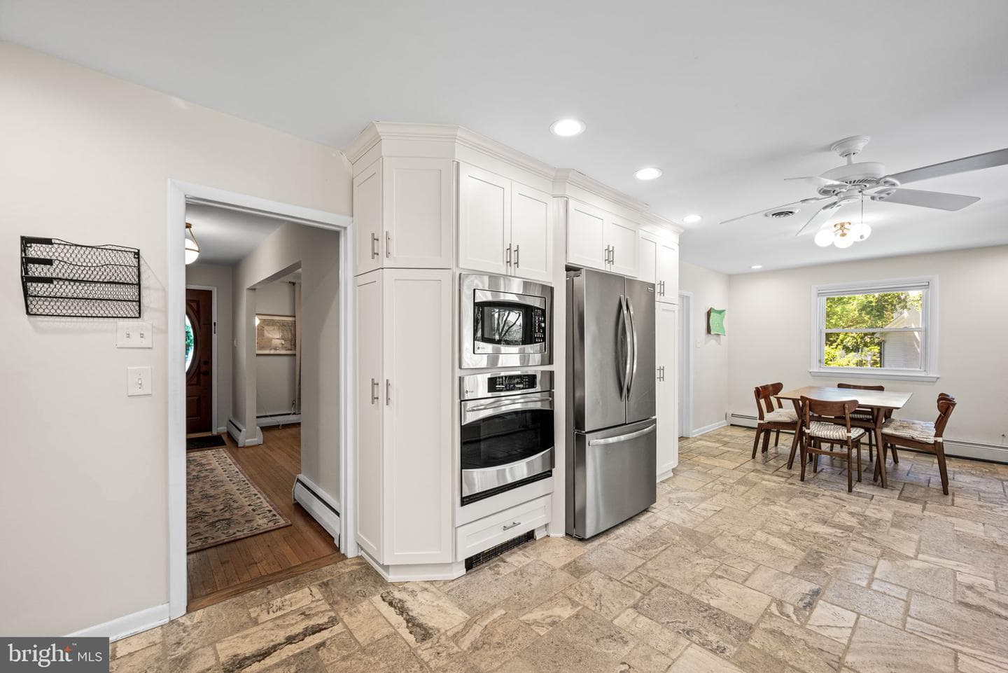 416 Yorkshire Road photo 9