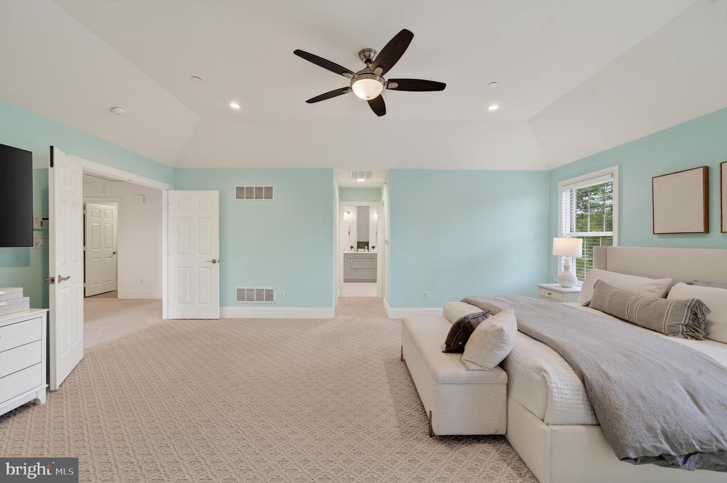 1040 Brick House Farm Lane photo 45