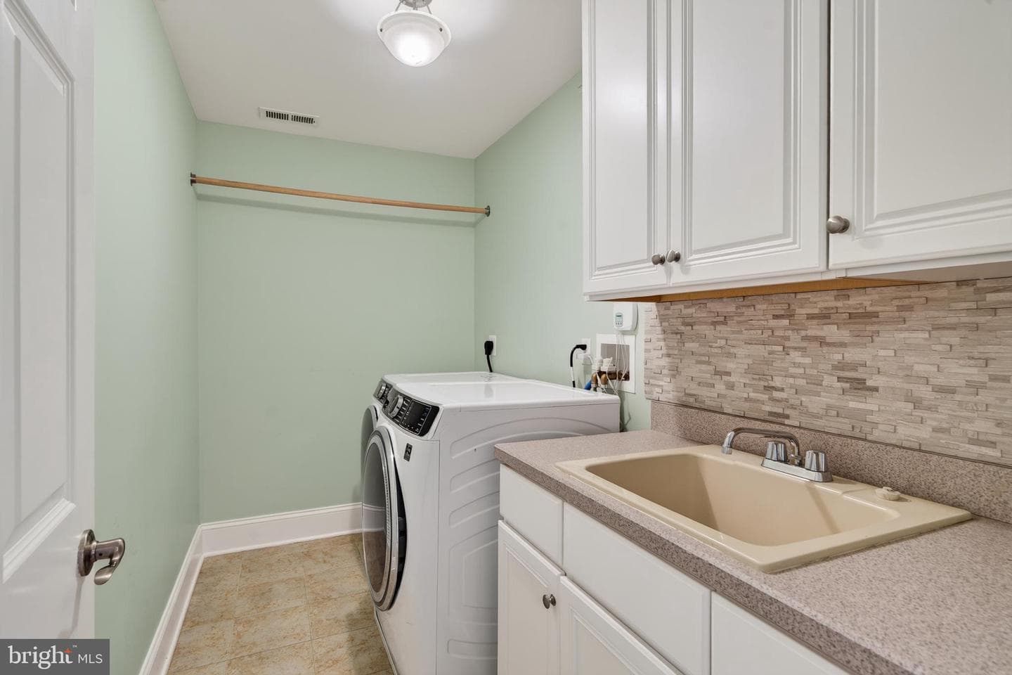 1040 Brick House Farm Lane photo 67