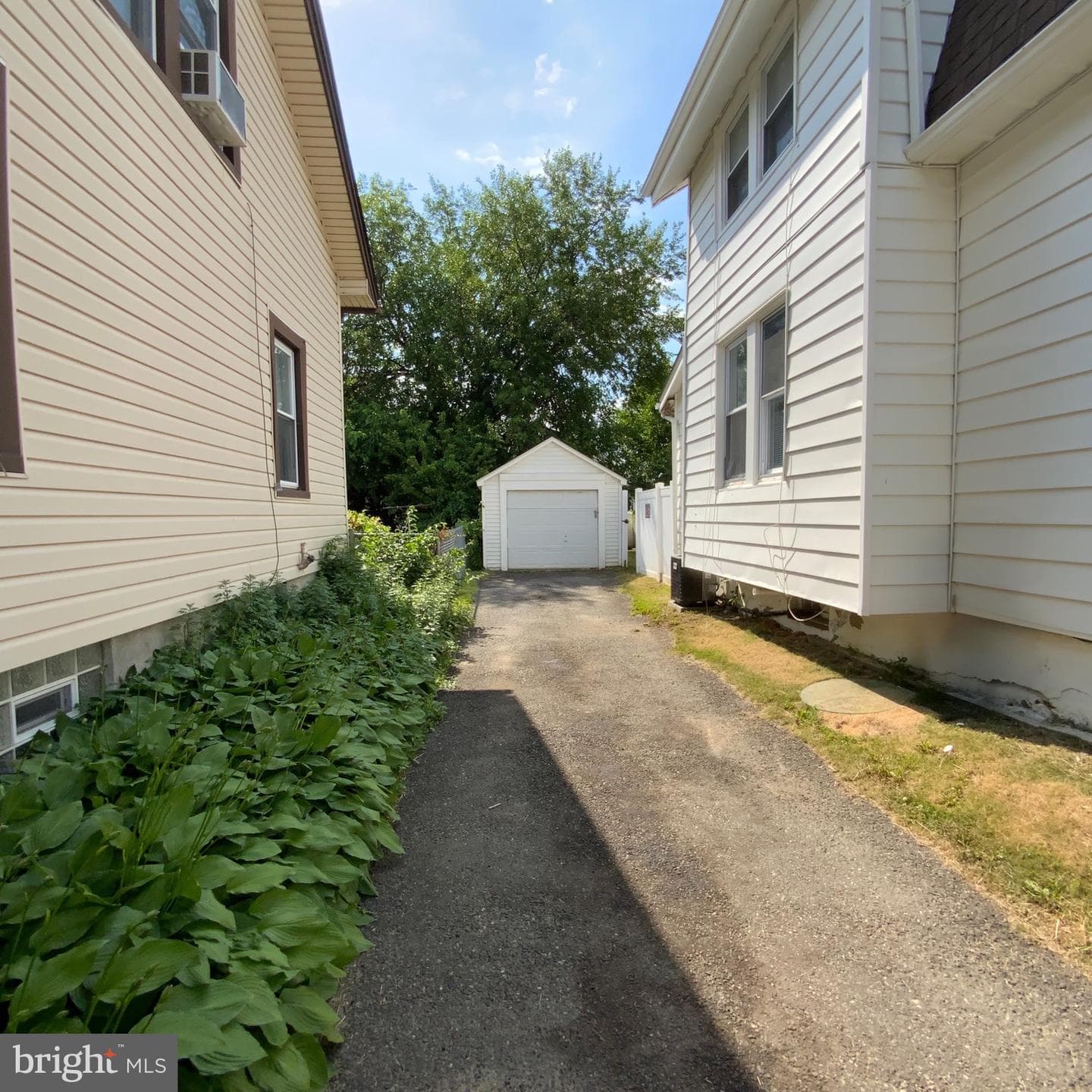 16 W Roland Road, Brookhaven