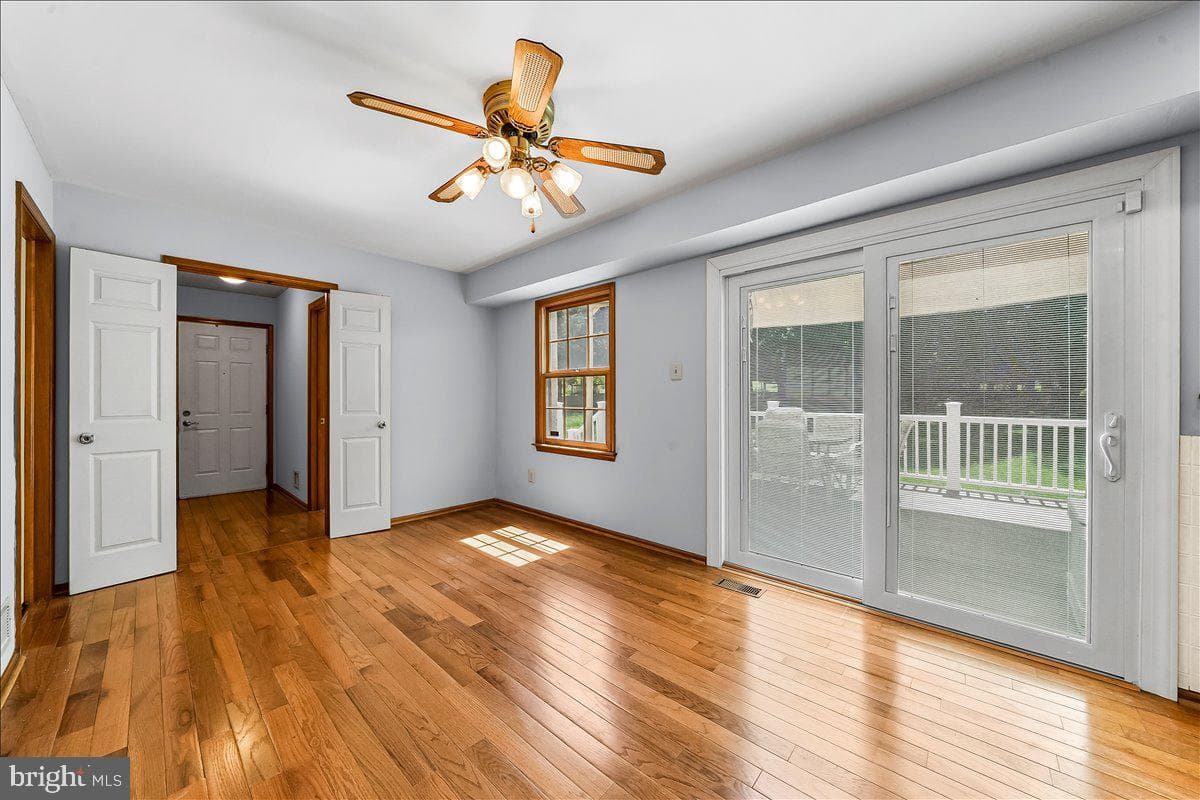 1577 Spring Meadow Lane photo 11