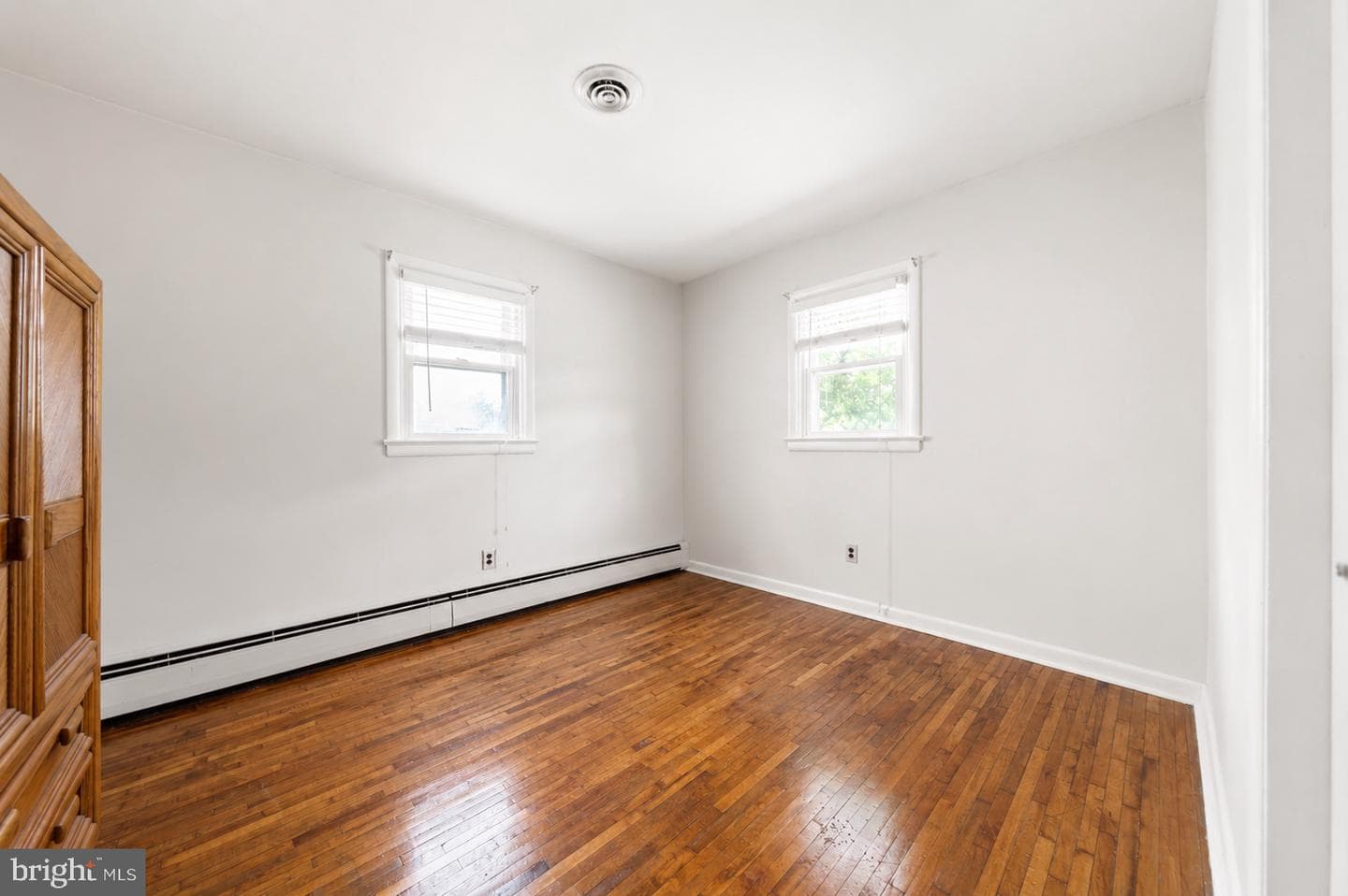 920 Belmont Avenue photo 14
