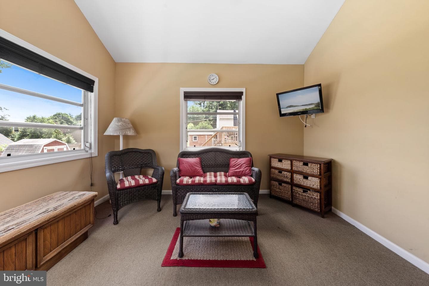 920 Belmont Avenue photo 8