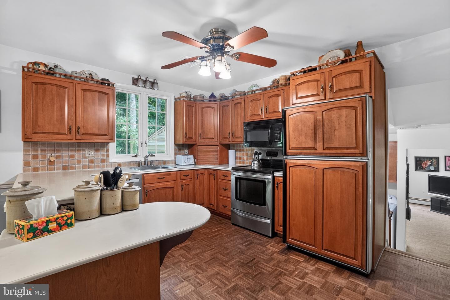 13 S Bryn Mawr Place photo 11