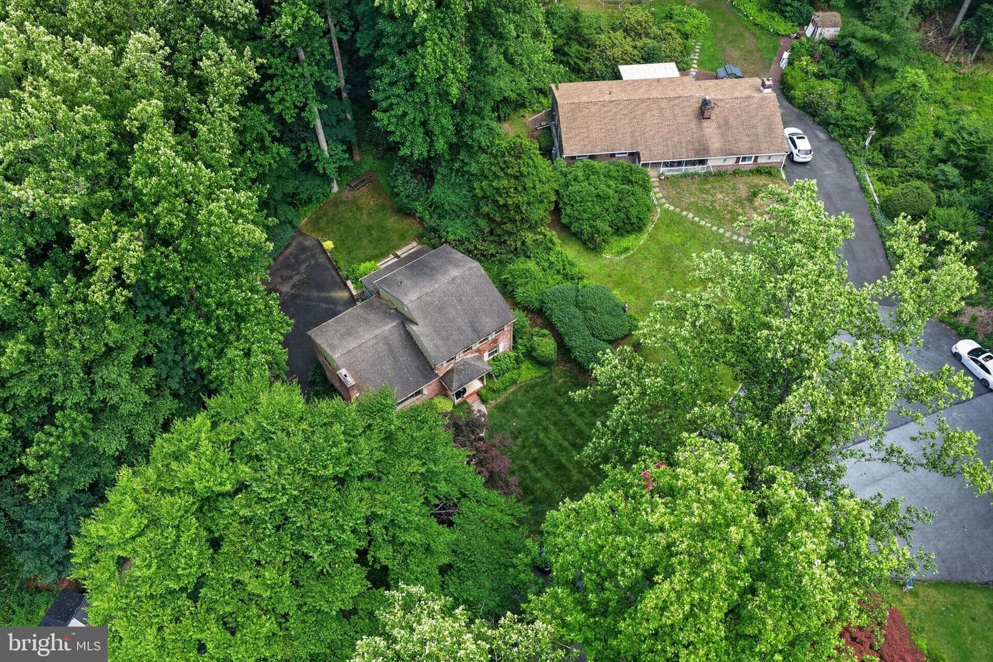 13 S Bryn Mawr Place photo 3