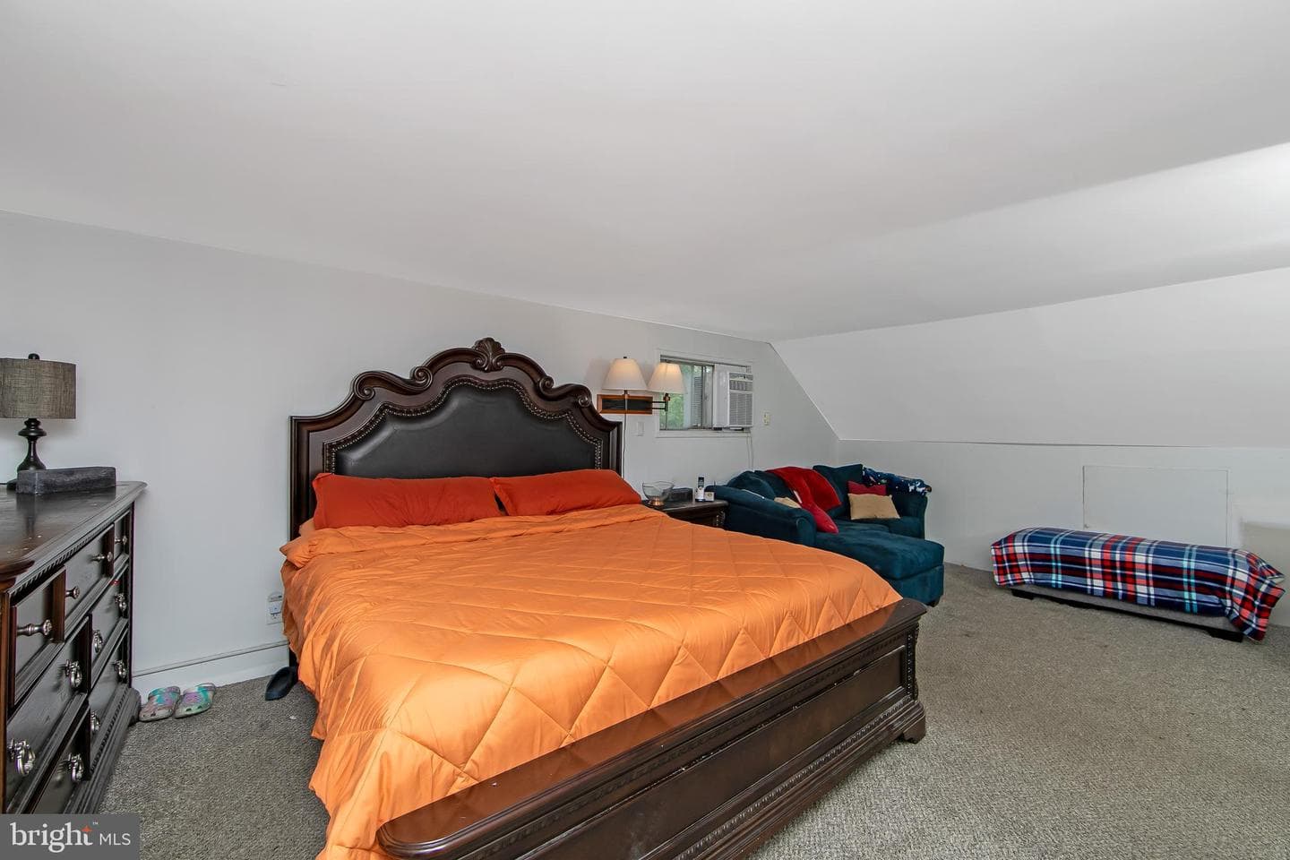 2400 Grand Avenue photo 34