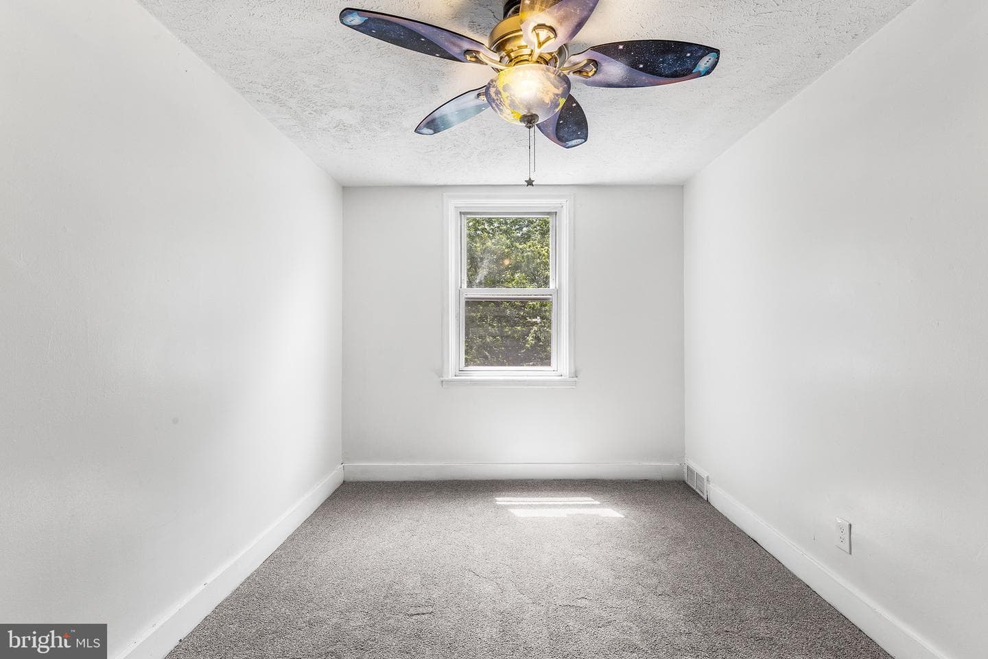 390 Glen Cove photo 23