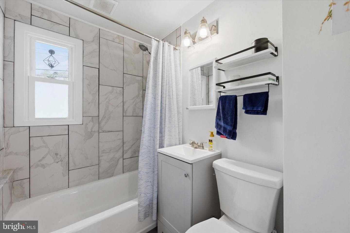 702 Hood Road photo 21