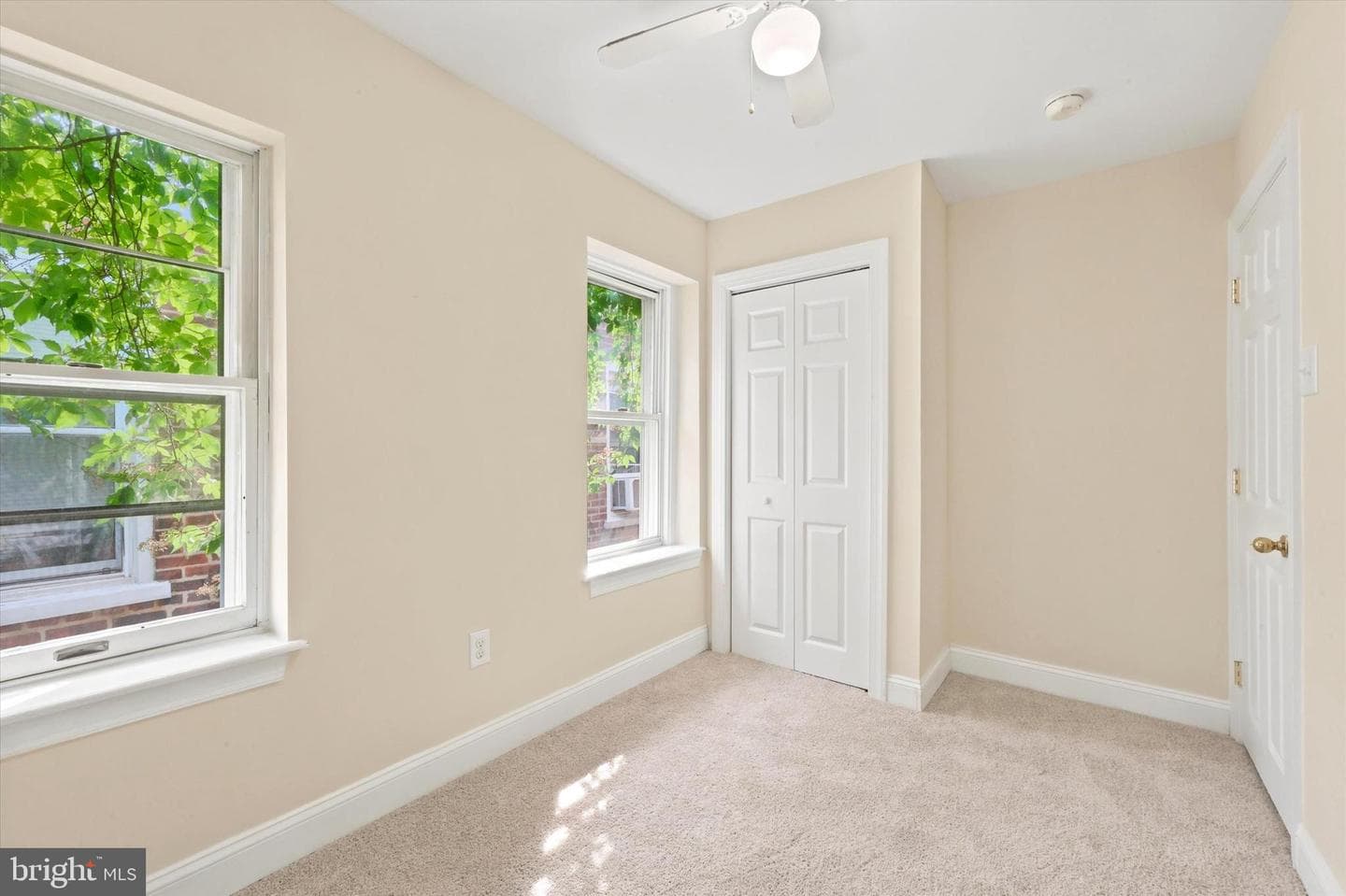 49 E Madison Avenue photo 14