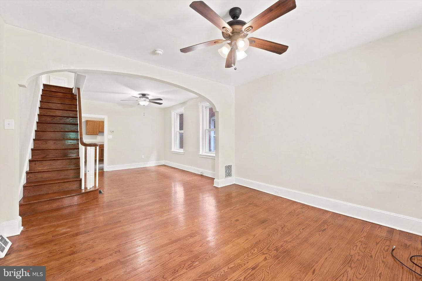 49 E Madison Avenue photo 5