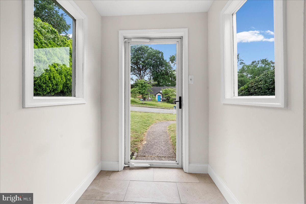 326 Glen Ridge Road photo 4