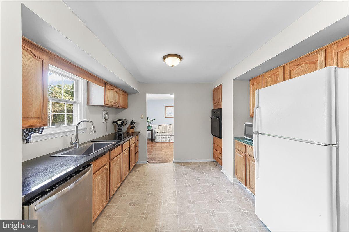513 Beatty Road photo 12