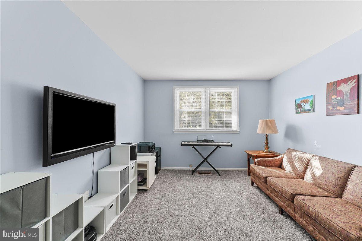 513 Beatty Road photo 20