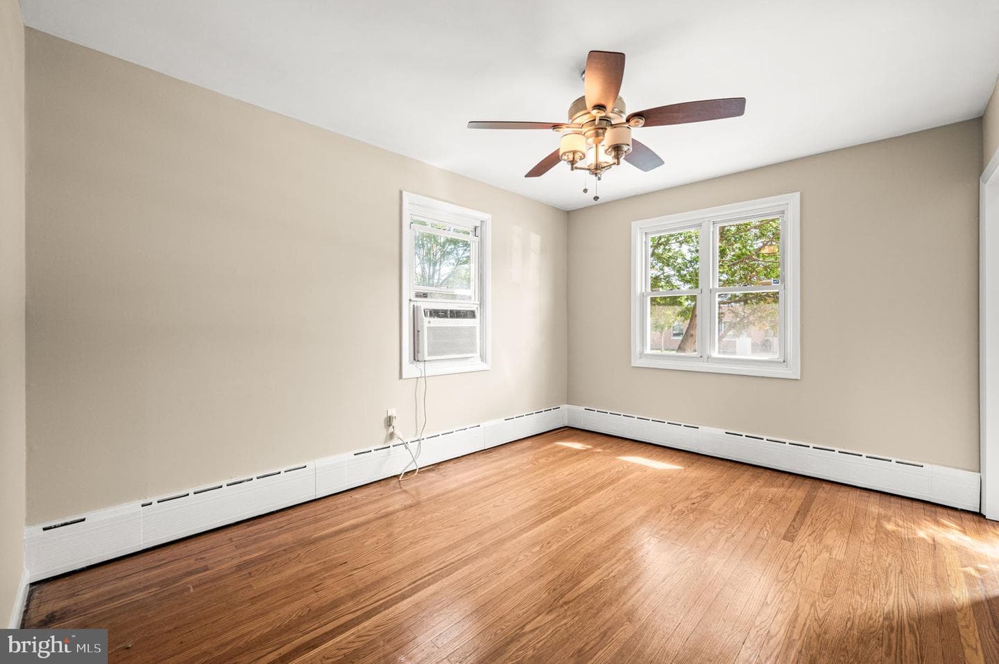 640 S Eagle Road photo 18