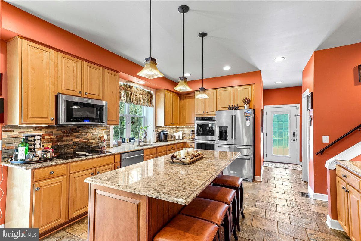 39 Maple Lane photo 13