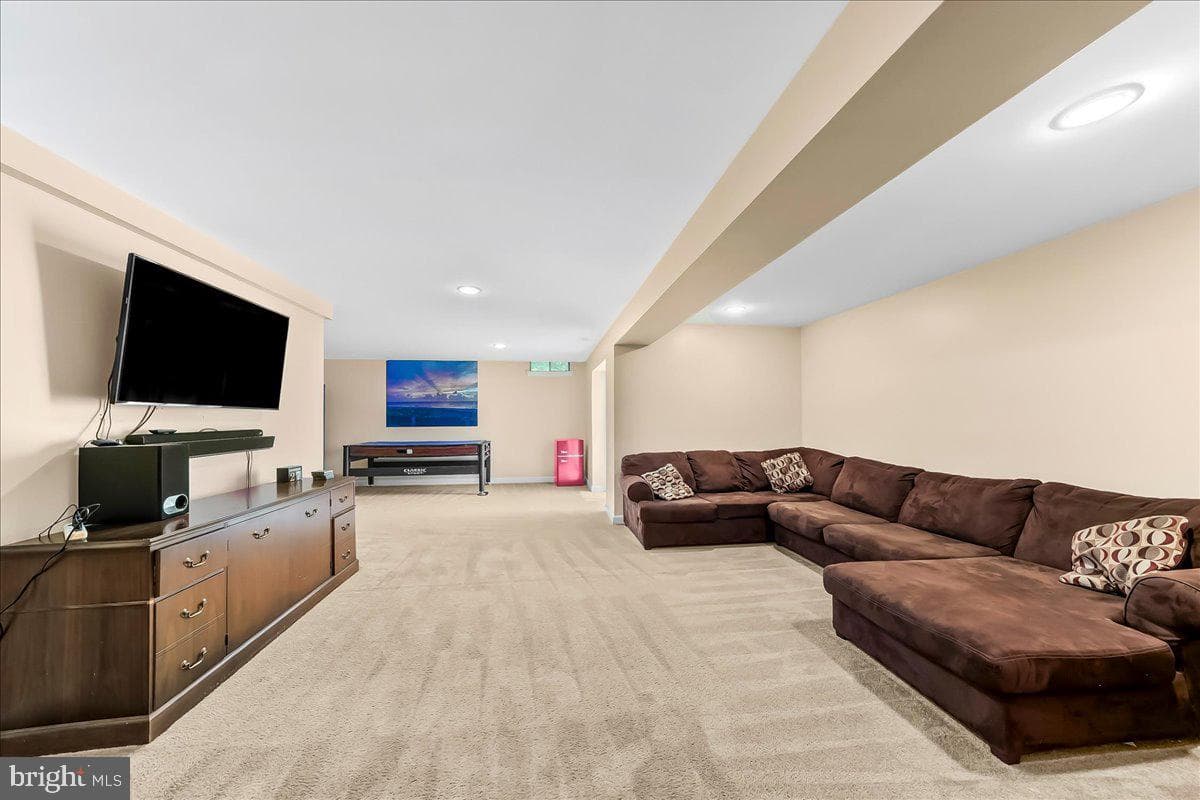 39 Maple Lane photo 36