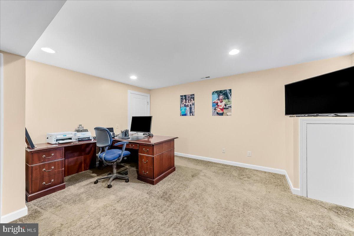 39 Maple Lane photo 37