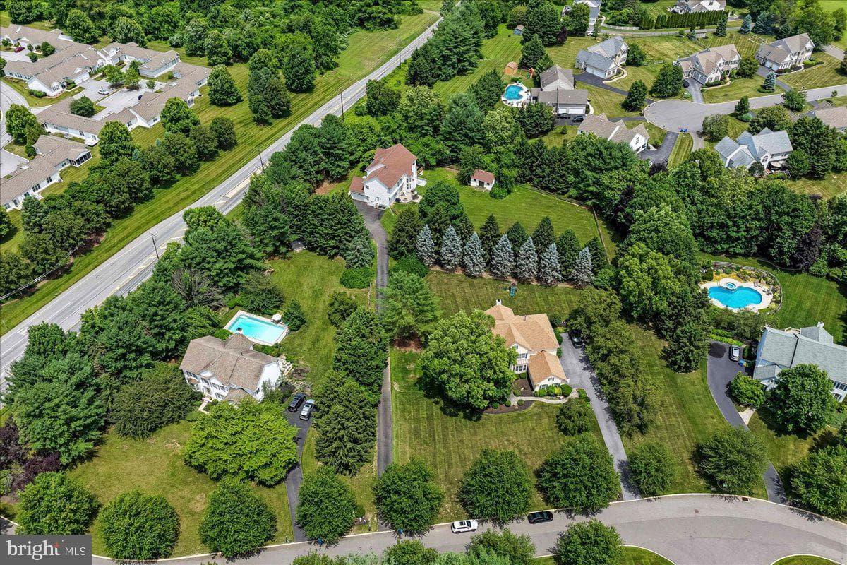 39 Maple Lane photo 45