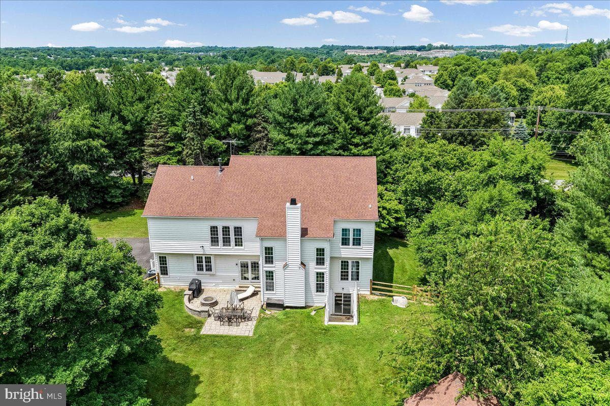 39 Maple Lane photo 47