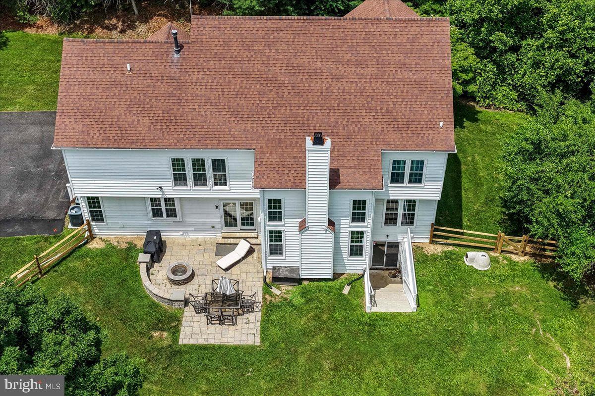 39 Maple Lane photo 48