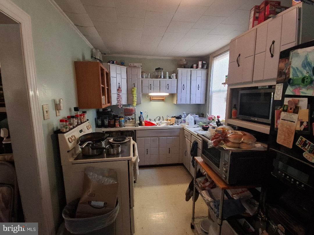 130 Westdale Road photo 11