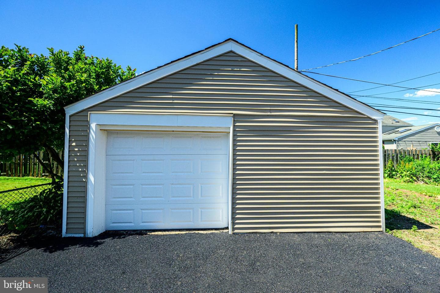 431 Holmes Road photo 5