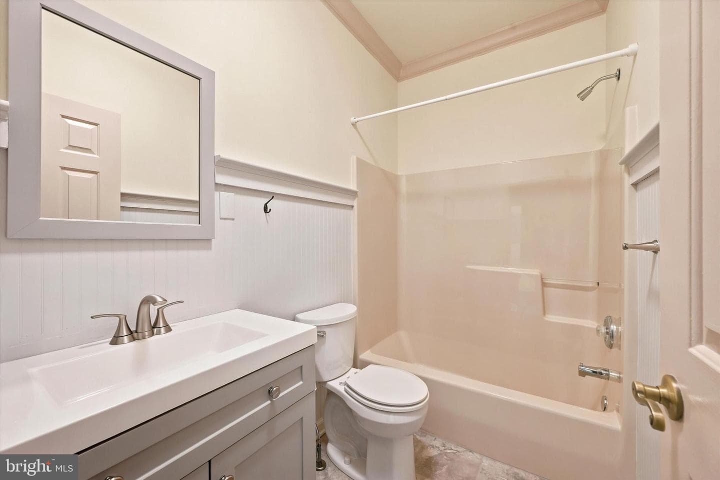 530 Fox Den Court photo 23
