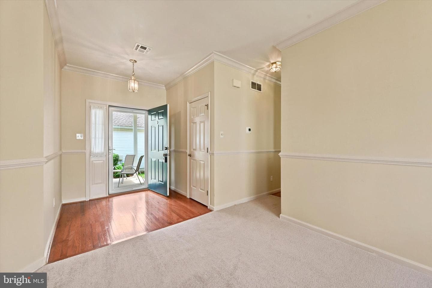 530 Fox Den Court photo 4