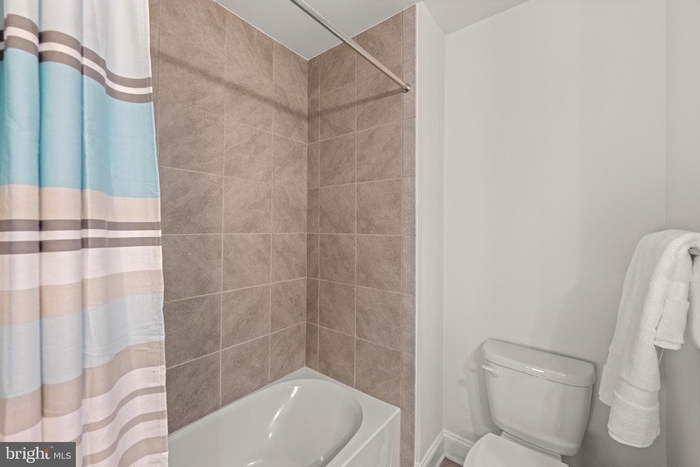 47 Hunters Lane photo 27