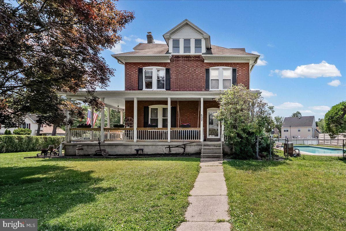 502 Yale Avenue, Morton