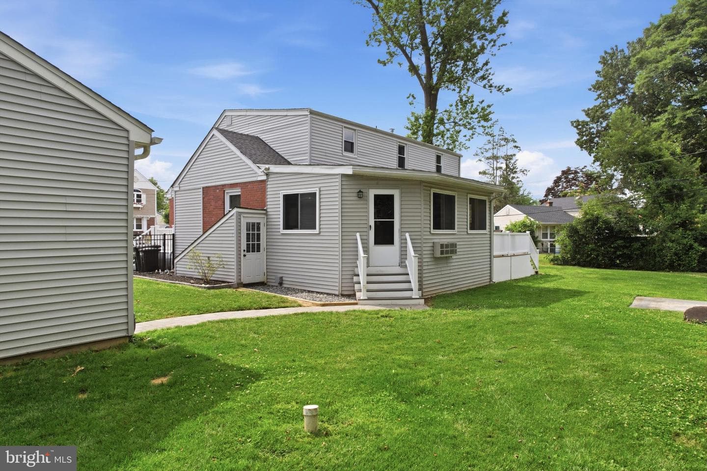 418 Buchanan Avenue photo 41