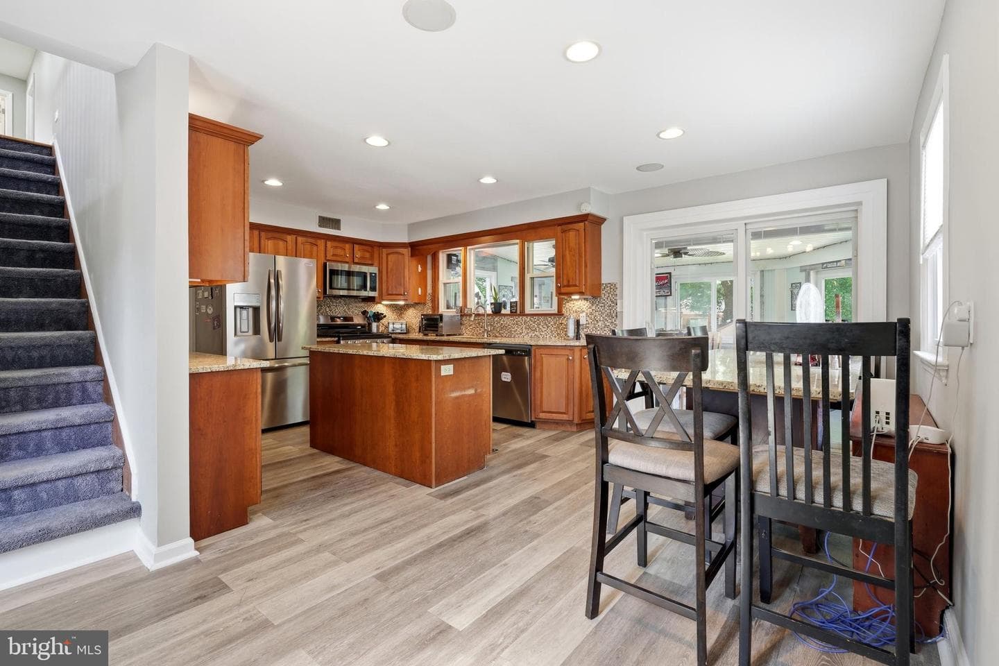 418 Buchanan Avenue photo 9