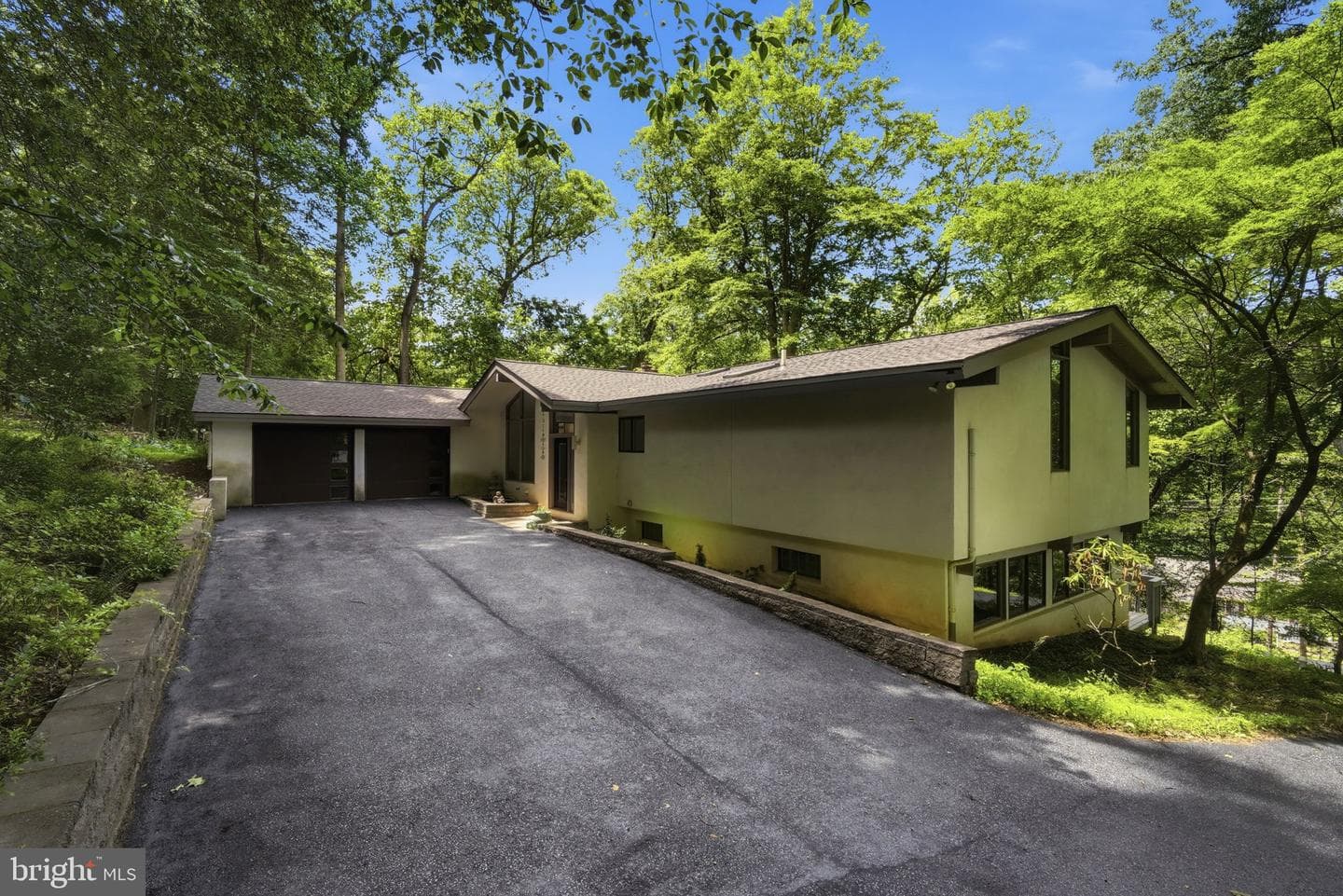 3220 Sawmill Road photo 3