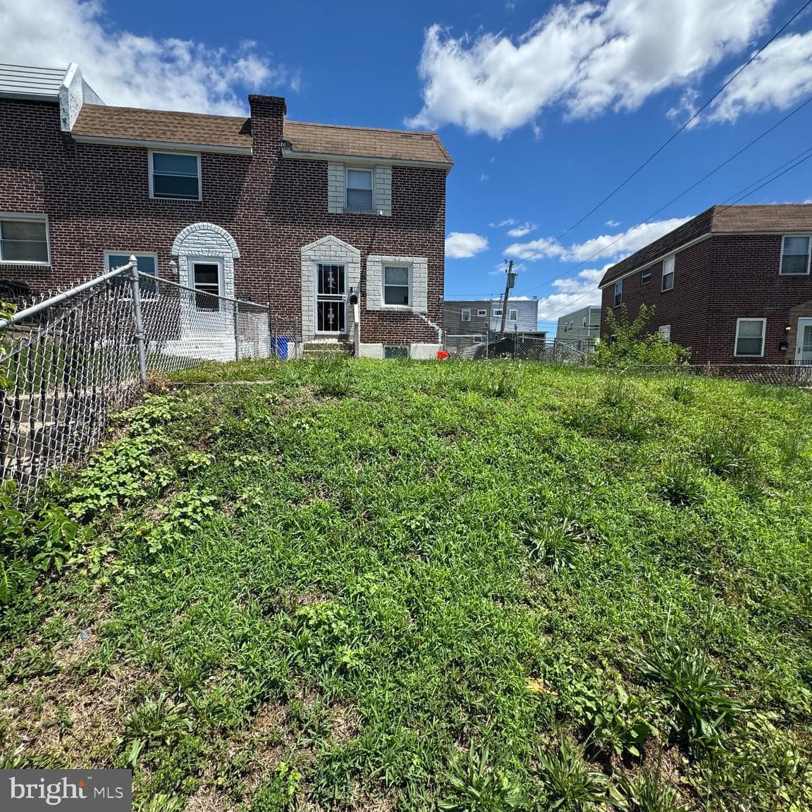 727 Grant Rd, Folcroft