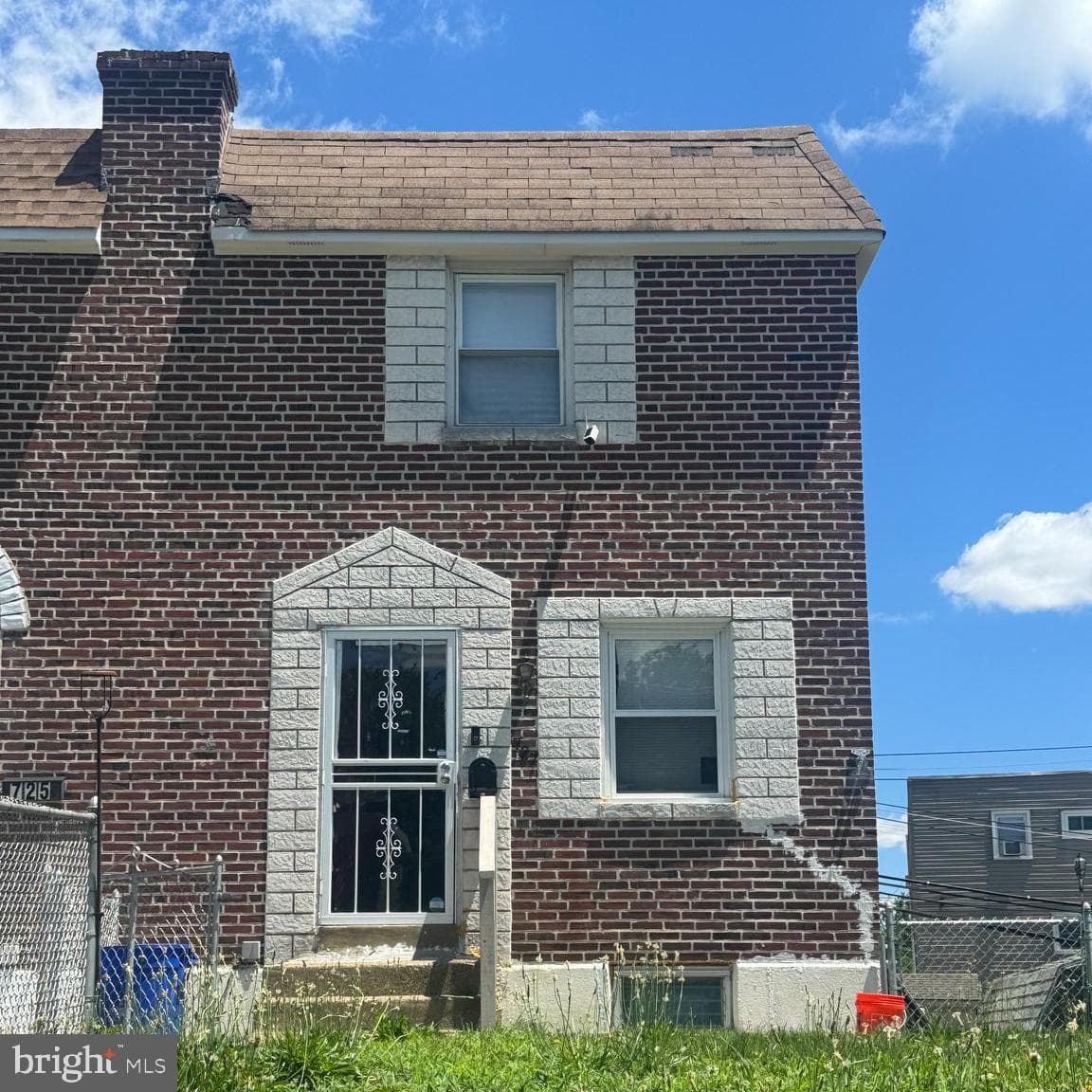 727 Grant Rd, Folcroft