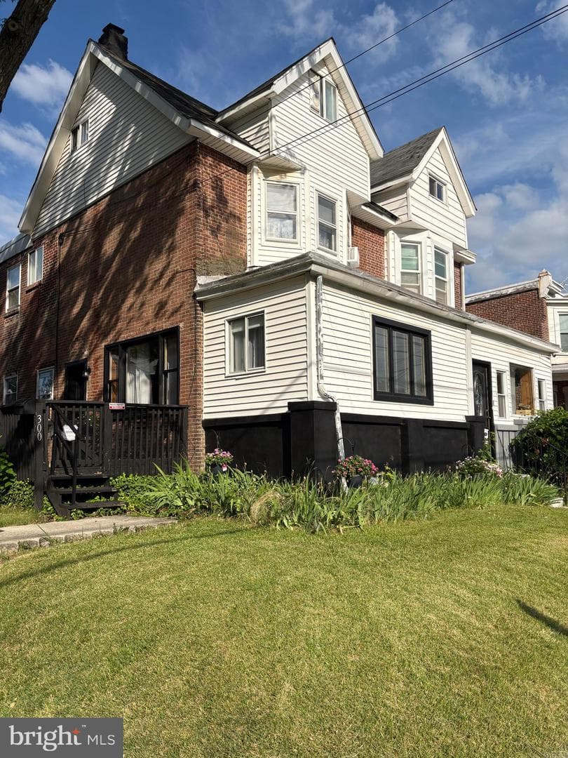 300 Clifton Avenue, Collingdale