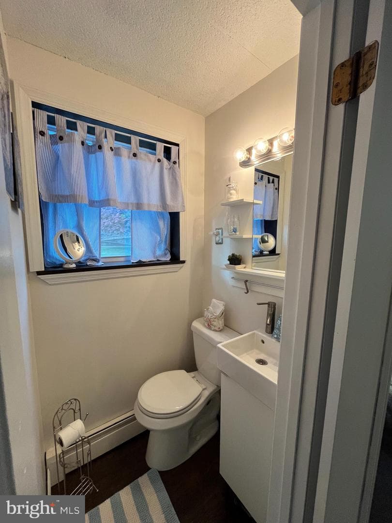 300 Clifton Avenue photo 11
