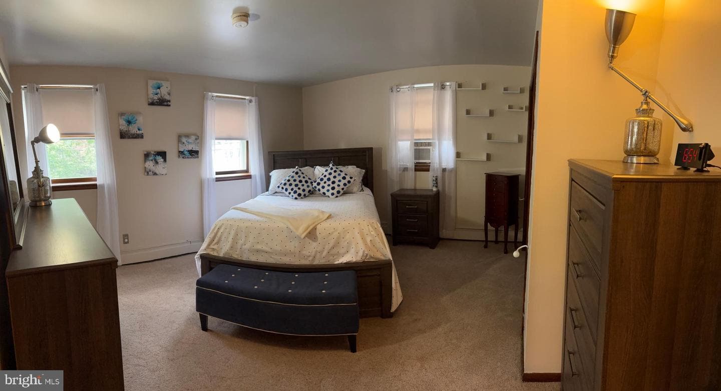 300 Clifton Avenue photo 16