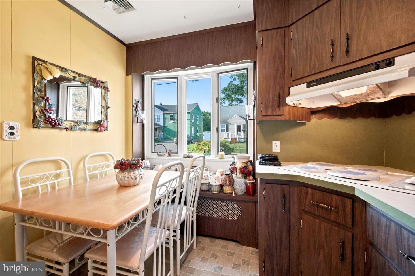 210 Walnut Road photo 11