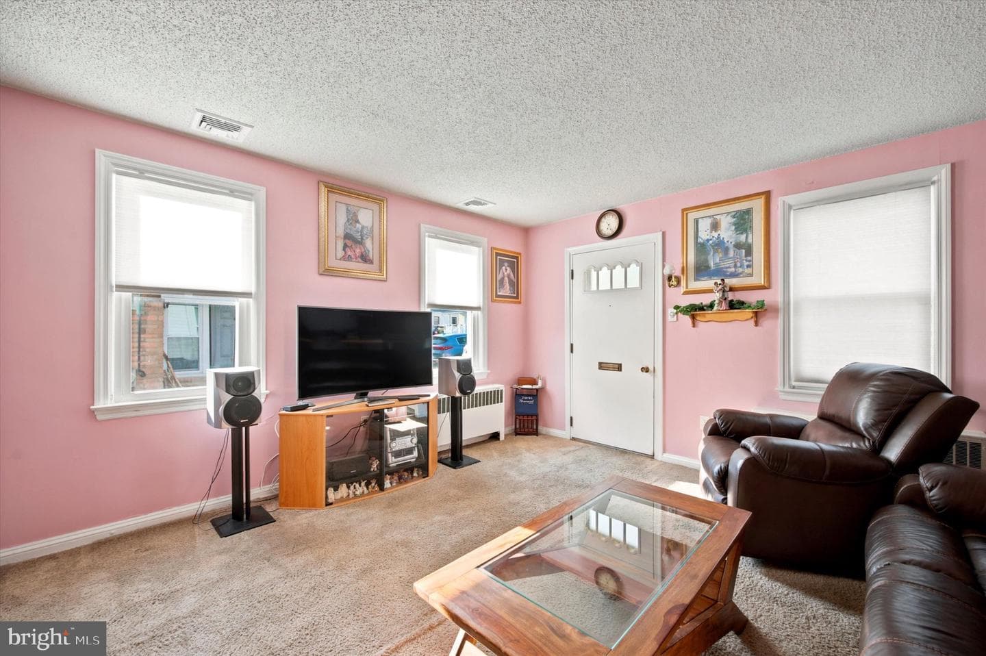 210 Walnut Road photo 4