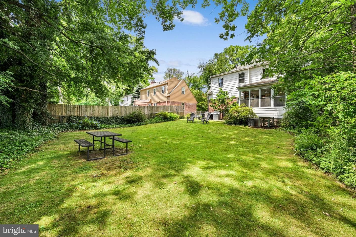 2420 Franklin Avenue photo 34