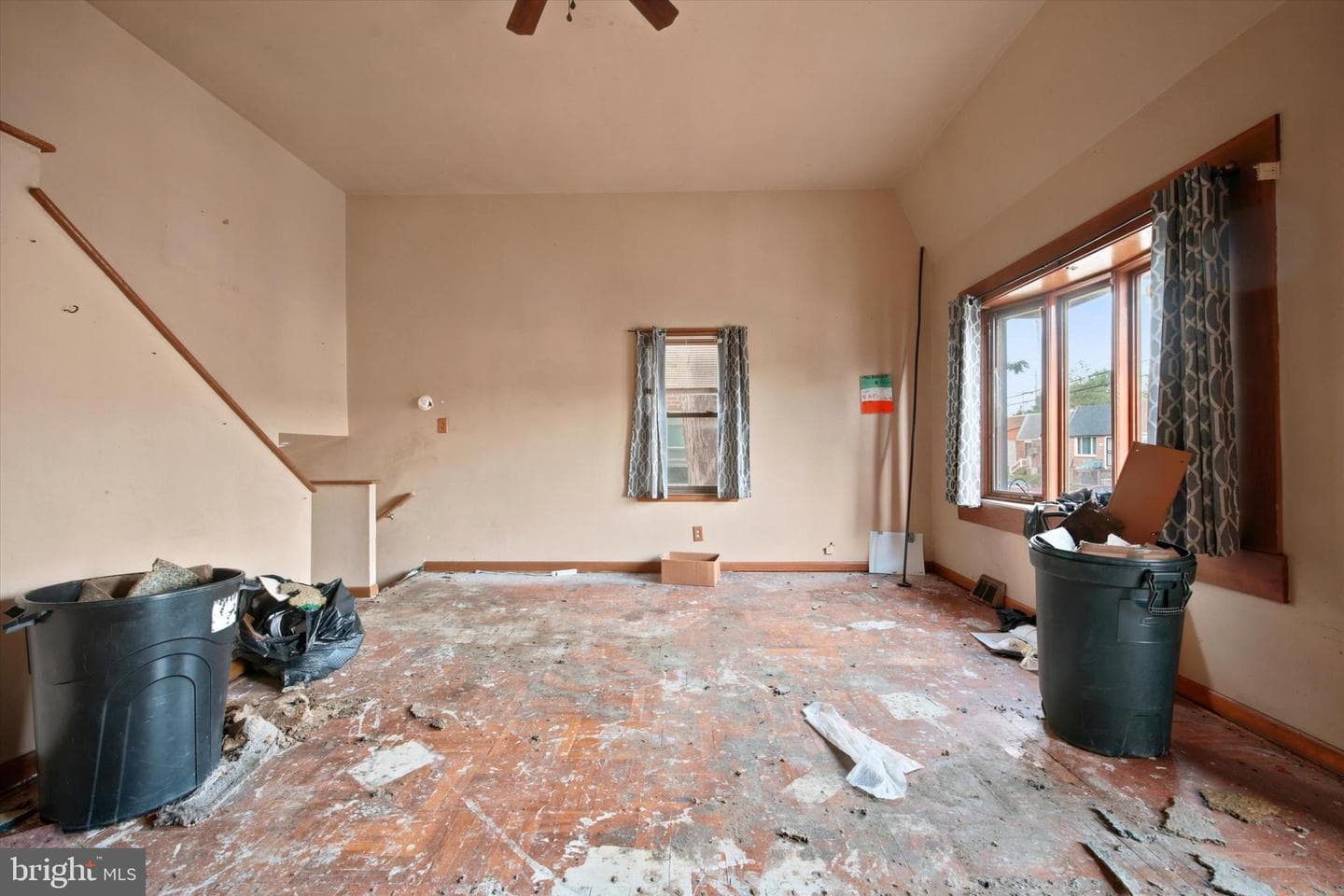 146 Ervin Avenue photo 3