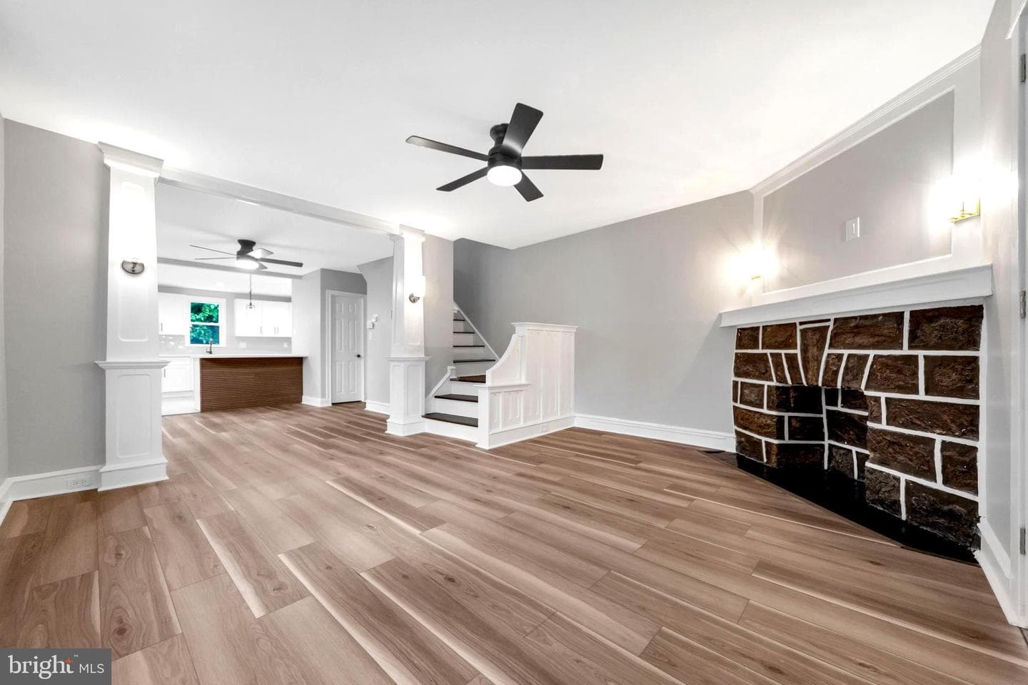 552 Larchwood Avenue photo 4