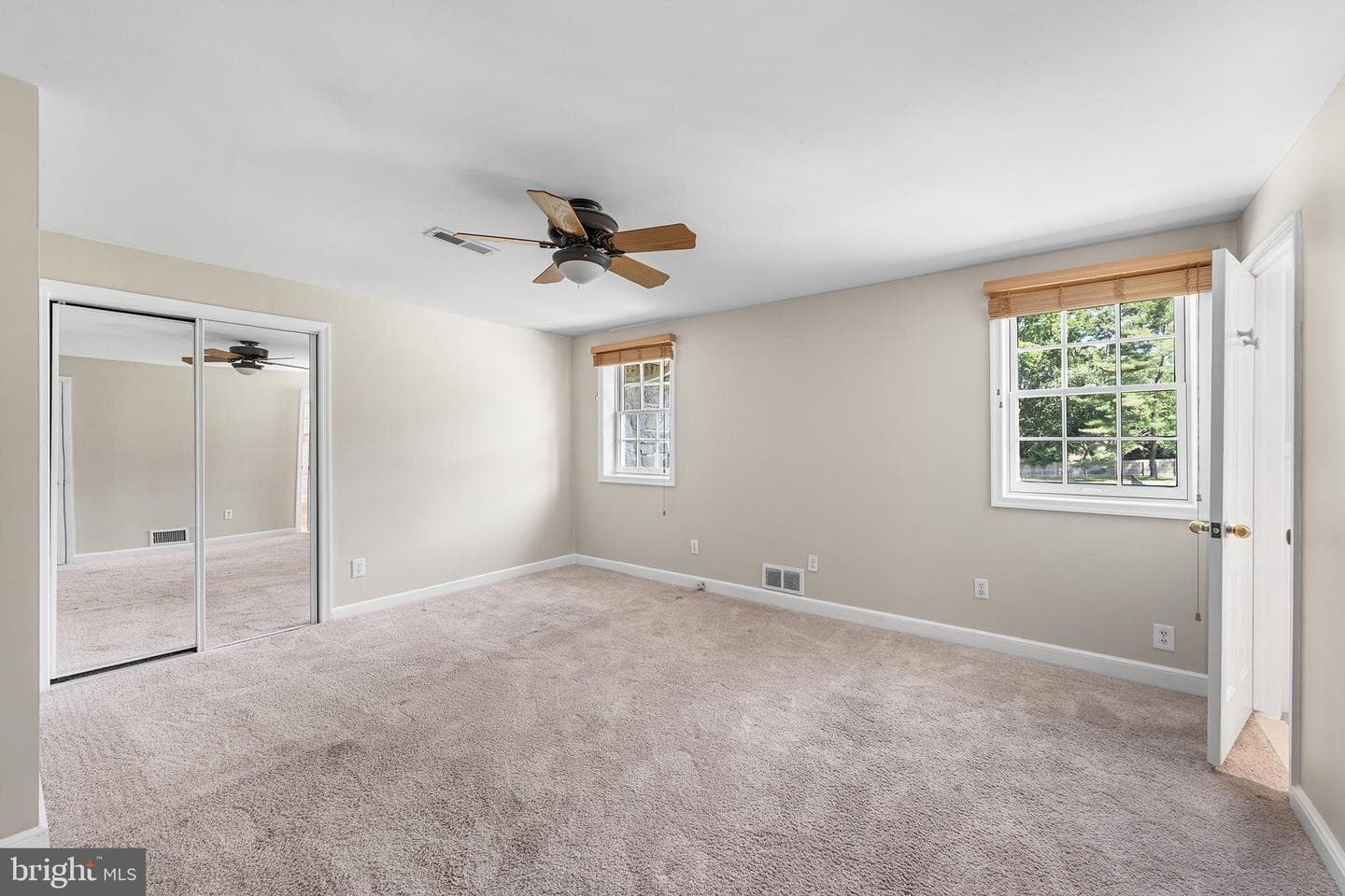 14 College Avenue photo 28