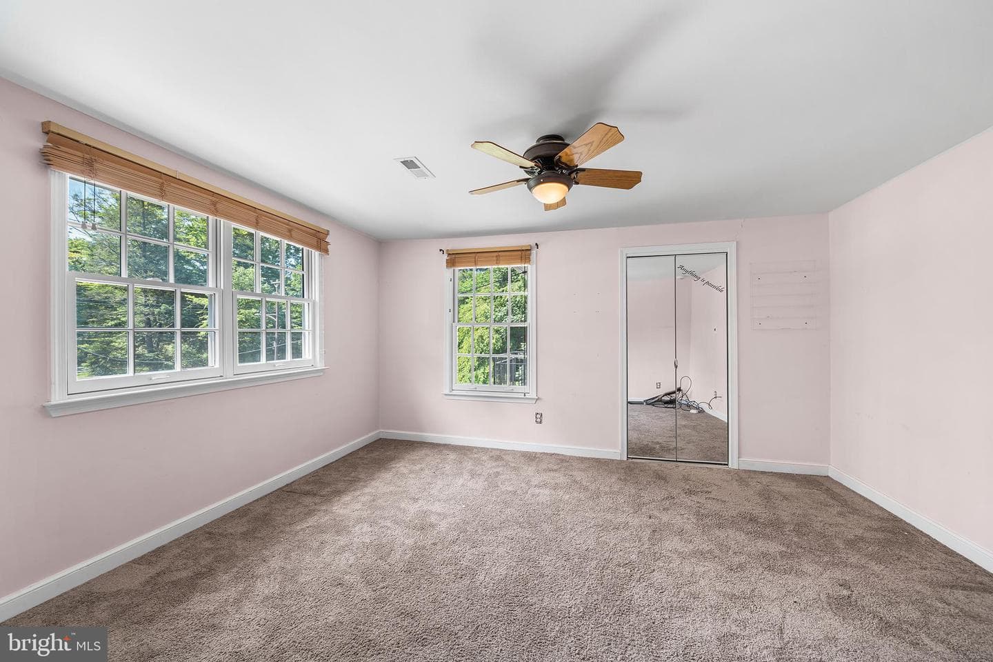 14 College Avenue photo 29