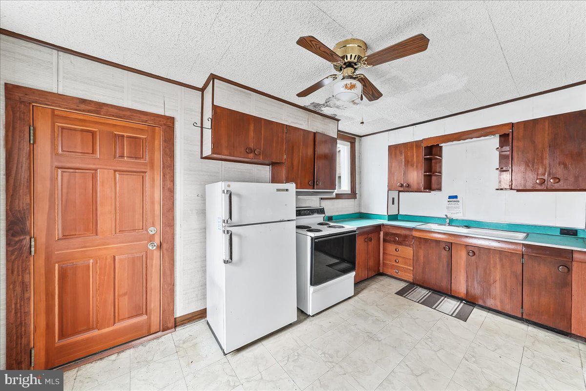 207 Bartram photo 8