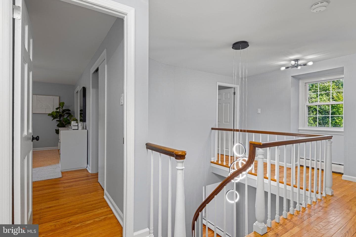 740 Harvard Avenue photo 23